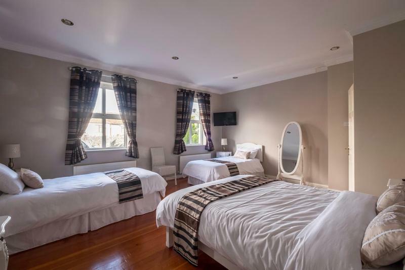 Mulberry Lodge Guest House Ballyhaunis Eksteriør bilde