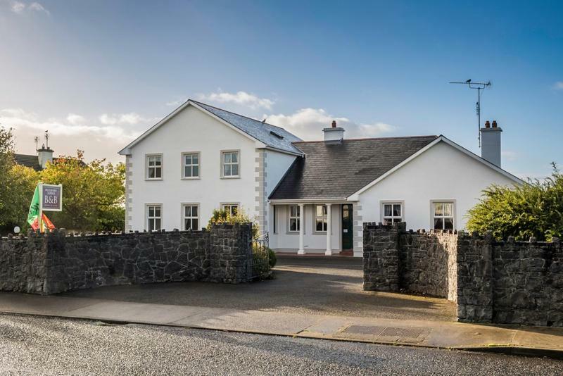 Mulberry Lodge Guest House Ballyhaunis Eksteriør bilde